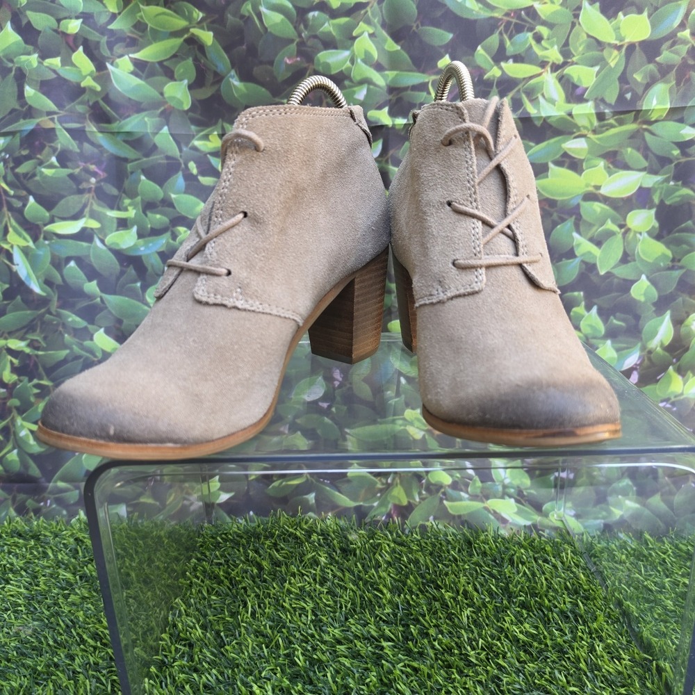 TOMS Leila Women's 7.5 Taupe Suede Lace Up Ankle Booties Block Heel Boots